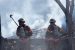 bomberos luchando contra un incendio